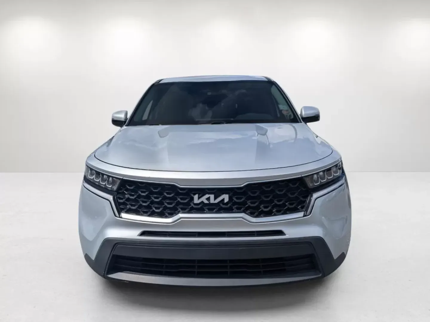 2022 /Black Kia Sorento LX (5XYRG4LC6NG) with an Other engine, located at 5115 14th Ave., Columbus, GA, 31904, (706) 323-0345, 32.511494, -84.971046 - **Discover Adventure in the 2022 Kia Sorento LX Perfect for Families and Weekend Explorers!**<br /> <br /> Embrace every journey with the 2022 Kia Sorento LX, a versatile SUV designed to cater to growing families and adventurous individuals alike. Whether you're planning a weekend getaway to Lake H - Photo#0