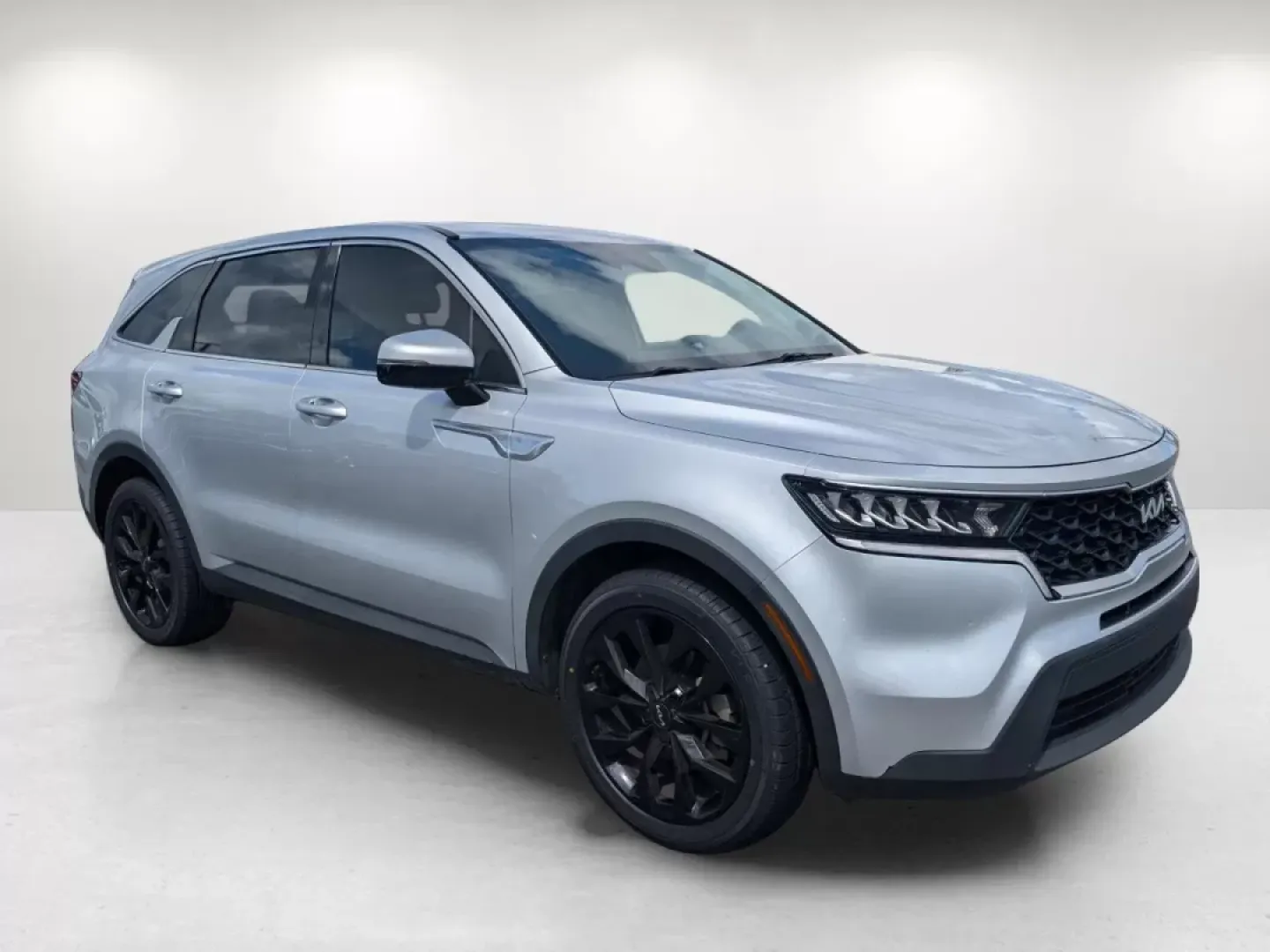 2022 /Black Kia Sorento LX (5XYRG4LC6NG) with an Other engine, located at 5115 14th Ave., Columbus, GA, 31904, (706) 323-0345, 32.511494, -84.971046 - **Discover Adventure in the 2022 Kia Sorento LX Perfect for Families and Weekend Explorers!**<br /> <br /> Embrace every journey with the 2022 Kia Sorento LX, a versatile SUV designed to cater to growing families and adventurous individuals alike. Whether you're planning a weekend getaway to Lake H - Photo#1