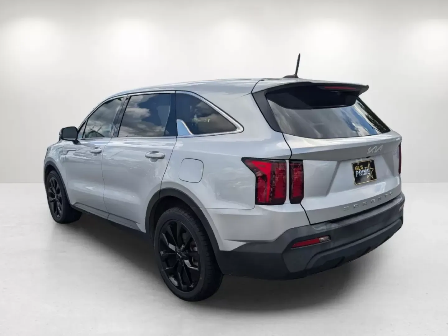 2022 /Black Kia Sorento LX (5XYRG4LC6NG) with an Other engine, located at 5115 14th Ave., Columbus, GA, 31904, (706) 323-0345, 32.511494, -84.971046 - **Discover Adventure in the 2022 Kia Sorento LX Perfect for Families and Weekend Explorers!**<br /> <br /> Embrace every journey with the 2022 Kia Sorento LX, a versatile SUV designed to cater to growing families and adventurous individuals alike. Whether you're planning a weekend getaway to Lake H - Photo#5