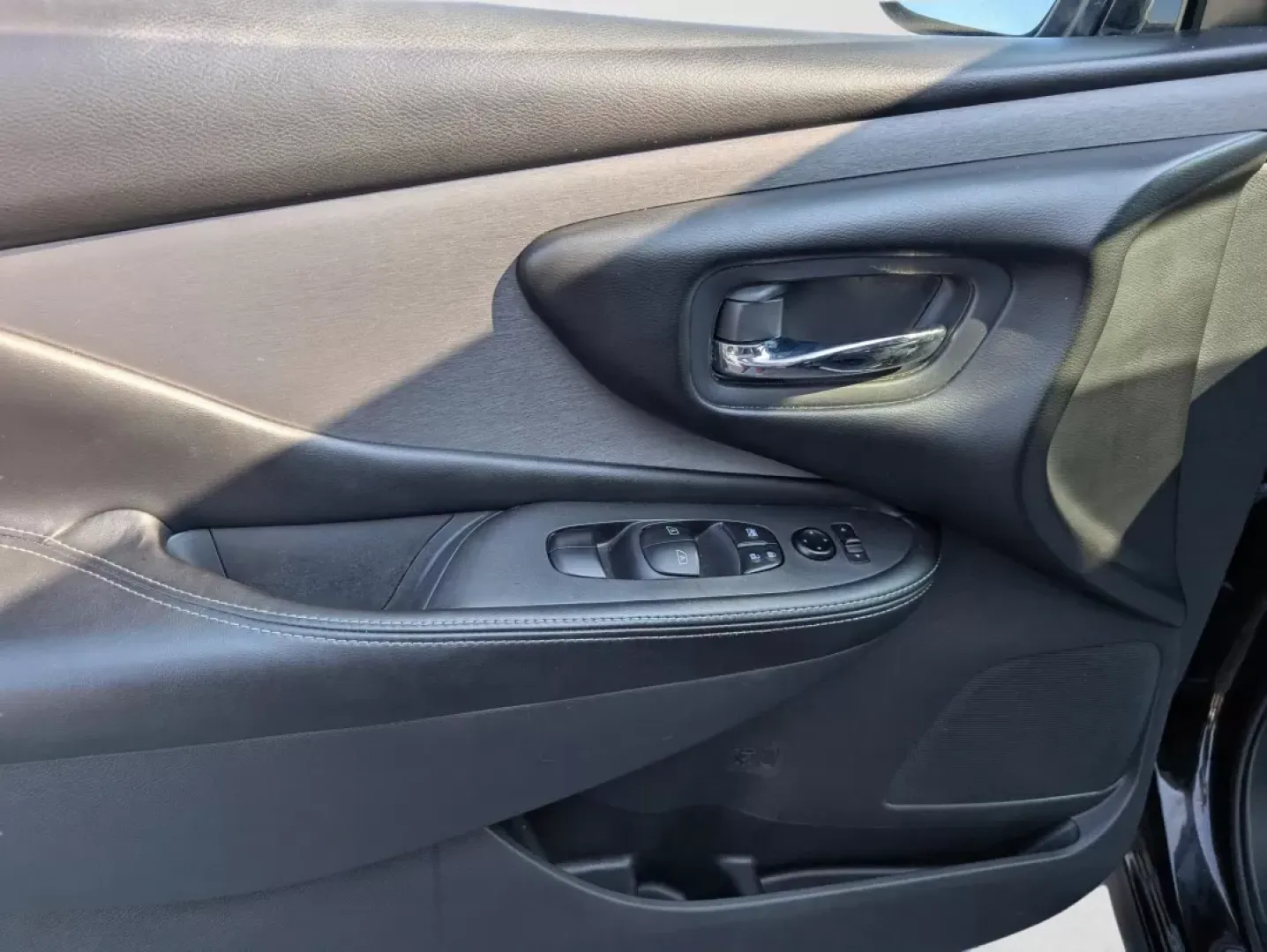 2022 /Graphite Nissan Murano SV (5N1AZ2BS6NC) with an Other engine, located at 7000 Northlake Connector, Columbus, GA, 31904, (706) 987-8085, 32.524975, -84.978134 - **Adventure Awaits with the 2022 Nissan Murano SV at Gils Auto Your Trusted Buy Here Pay Here Dealer in Phenix City, AL!**<br /> <br /> Are you ready to elevate your lifestyle with a vehicle that fits your family's needs or your adventurous spirit? Look no further! The 2022 Nissan Murano SV is not - Photo#8