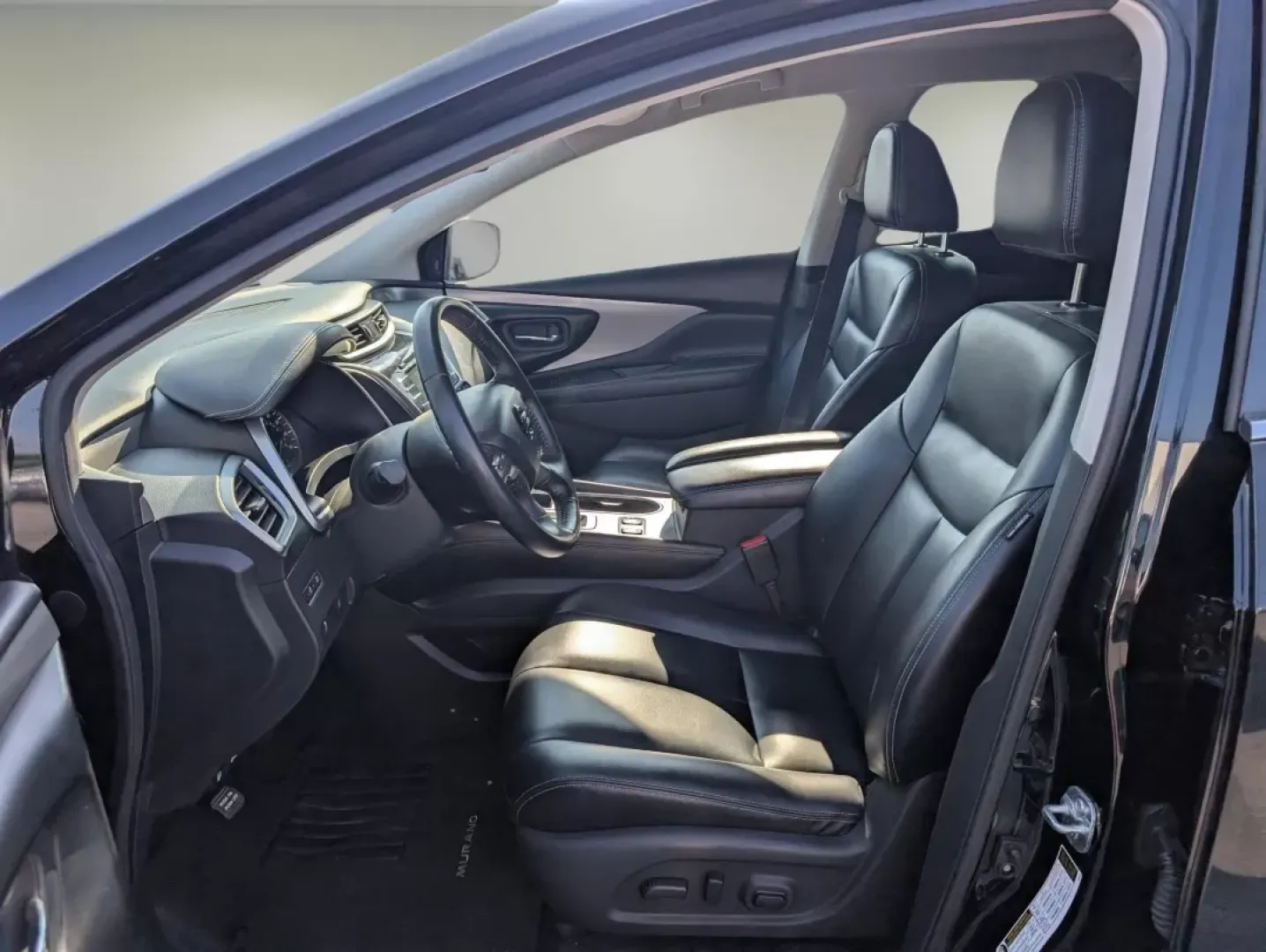 2022 /Graphite Nissan Murano SV (5N1AZ2BS6NC) with an Other engine, located at 7000 Northlake Connector, Columbus, GA, 31904, (706) 987-8085, 32.524975, -84.978134 - **Adventure Awaits with the 2022 Nissan Murano SV at Gils Auto Your Trusted Buy Here Pay Here Dealer in Phenix City, AL!**<br /> <br /> Are you ready to elevate your lifestyle with a vehicle that fits your family's needs or your adventurous spirit? Look no further! The 2022 Nissan Murano SV is not - Photo#9