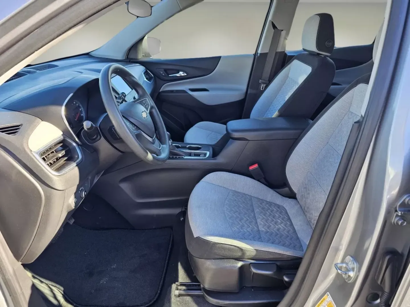 2023 /Medium Ash Gray Chevrolet Equinox LS (3GNAXHEG0PL) with an Other engine, located at 7000 Northlake Connector, Columbus, GA, 31904, (706) 987-8085, 32.524975, -84.978134 - **Discover Your Next Adventure with the 2023 Chevrolet Equinox LS at Gils Auto!**<br /> <br /> Are you ready to elevate your family outings, weekend getaways, or daily commutes? The 2023 Chevrolet Equinox LS is the perfect companion for those who crave versatility and comfort without compromising on - Photo#9