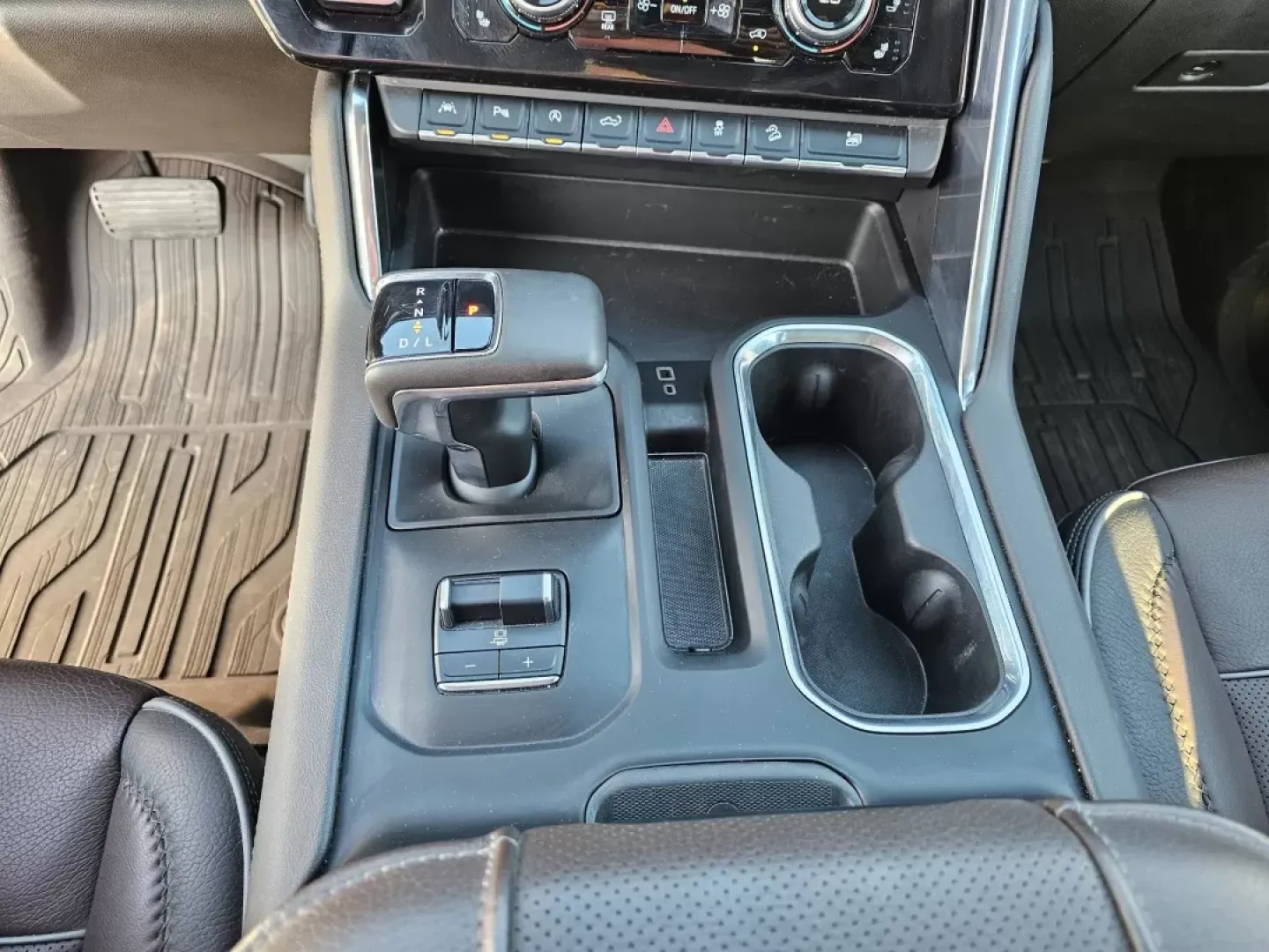 2023 /Atmosphere/Brownstone GMC Sierra 1500 Denali (1GTUUGEL2PZ) with an Other engine, located at 5115 14th Ave., Columbus, GA, 31904, (706) 323-0345, 32.511494, -84.971046 - **2023 GMC Sierra 1500 Denali: The Ultimate Pickup for Adventure and Comfort!**<br /> <br /> Rev up your lifestyle with the stunning 2023 GMC Sierra 1500 Denali, a pickup that perfectly blends rugged capabilities with luxurious comfort. Whether you're a growing family seeking a spacious and reliable - Photo#12