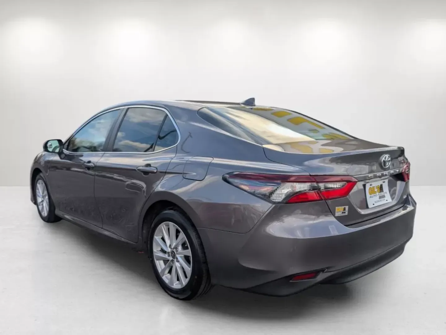 2023 Toyota Camry LE (4T1C11AKXPU) with an Other engine, located at 521 Old Farm Lane Rd, Prattville, AL, 36066, (334) 325-1505, 32.482460, -86.416367 - **Discover the Perfect Balance of Style and Functionality with the 2023 Toyota Camry LE at Gils Auto!**<br /> <br /> If you're in the market for a reliable, stylish sedan that effortlessly transitions from daily commutes to family outings, look no further than the 2023 Toyota Camry LE available at G - Photo#6