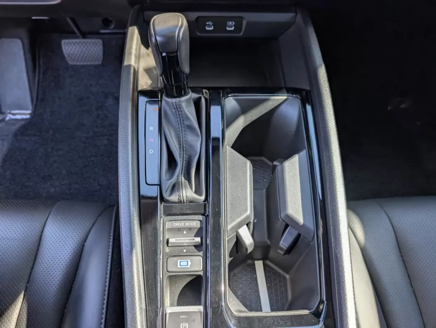 2024 Honda Accord Hybrid EX-L (1HGCY2F6XRA) with an Other engine, located at 3959 U.S. 80 W, Phenix City, AL, 36870, (334) 297-4885, 32.469296, -85.135185 - Looking for a vehicle that can seamlessly fit into your active lifestyle? The 2024 Honda Accord Hybrid EX-L is the perfect companion for both your daily commutes and weekend adventures. Whether you're a growing family heading to the park in nearby Phenix City or a budget-conscious buyer seeking a re - Photo#14